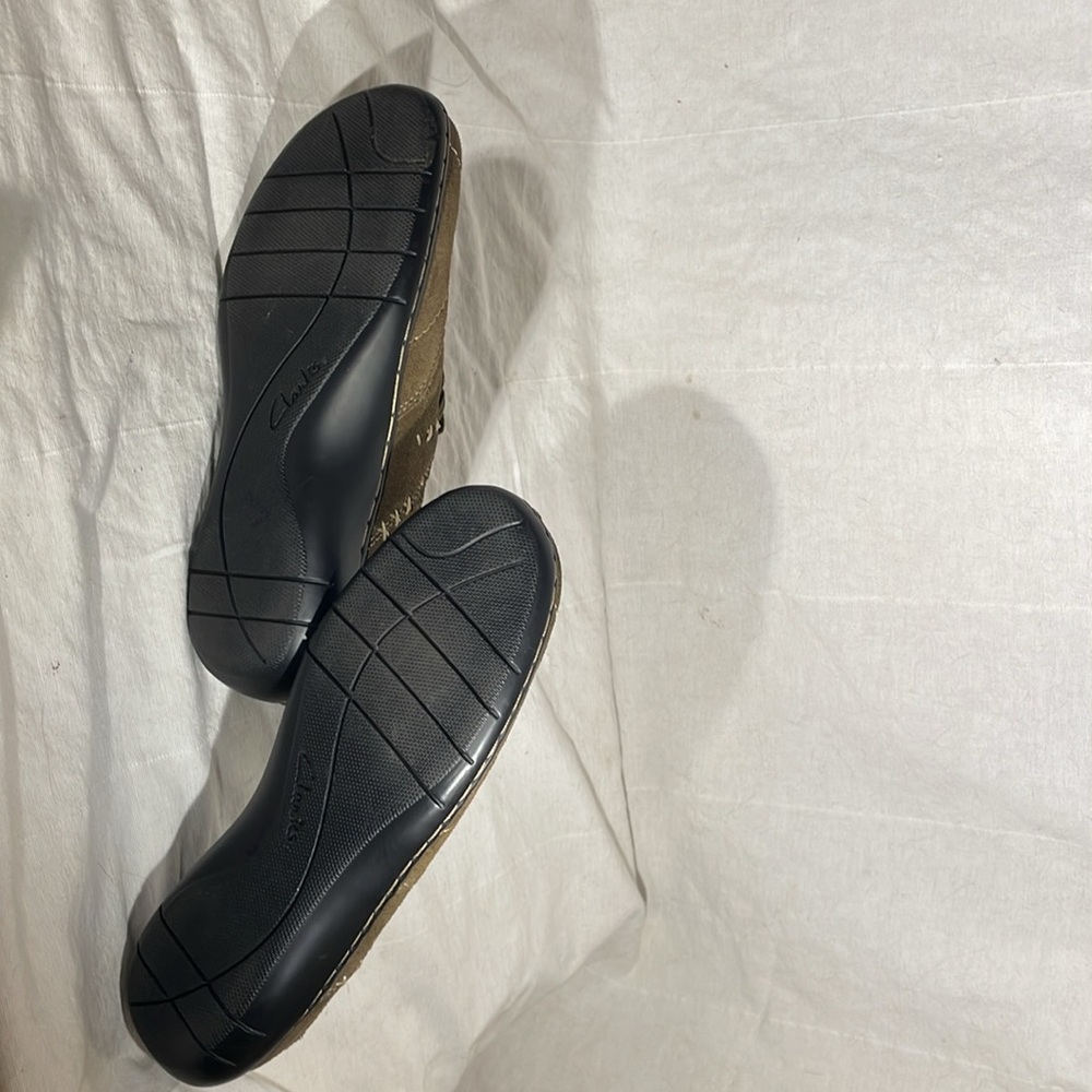 Clarks Bendables Green Leather Slip On Comfort Shoes Flats Size 7.5 M NWOB - Picture 7 of 7